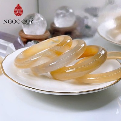 Vòng mã não trắng anh vàng - Vòng chalcedony trắng ánh vàng bản hẹ 9-11mm - Ngọc Quý