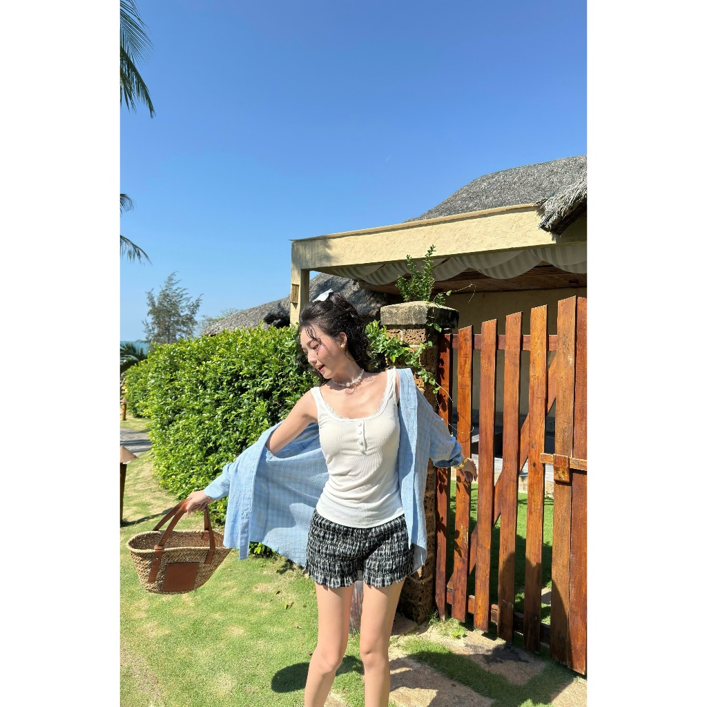 Áo sơ mi OLV tay dài dáng rộng Cotton Striped Long Sleeves Shirt nhiều màu phù hợp mọi dịp | BigBuy360 - bigbuy360.vn