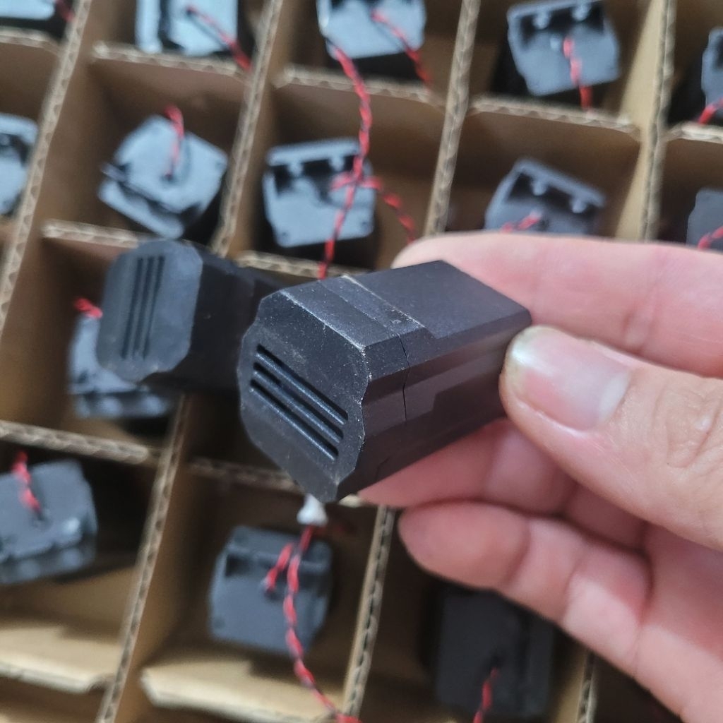 loa hộp mini  toàn dải 4ohm 3w (giá 1 loa)