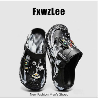 Dép sục Nam cao cấp kèm charm kểu dáng trẻ trung phong cách size 36-45 mang êm nhẹ bền bỉ