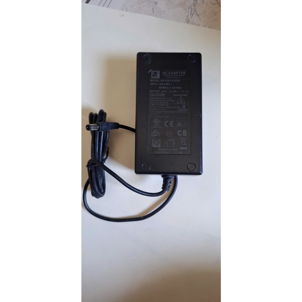 Adapter bộ đổi nguồn bộ chuyển đổi AC/DC model RS-02524-S335 output 24v 2.5A 60w jack 5.5mm 3 chấu (