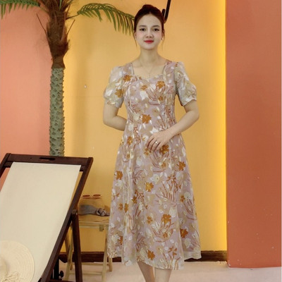 Đầm xòe 8 mảnh trung niên - Cổ vuông tim tay ngắn - Kem hoa cam - TTV2071