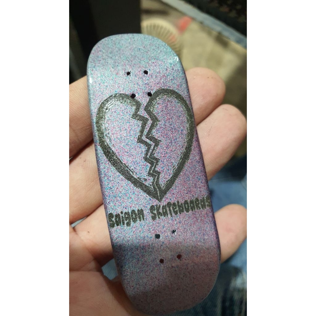 Saigon Skateboards "Broken Heart" 34mm Fingerboard Deck