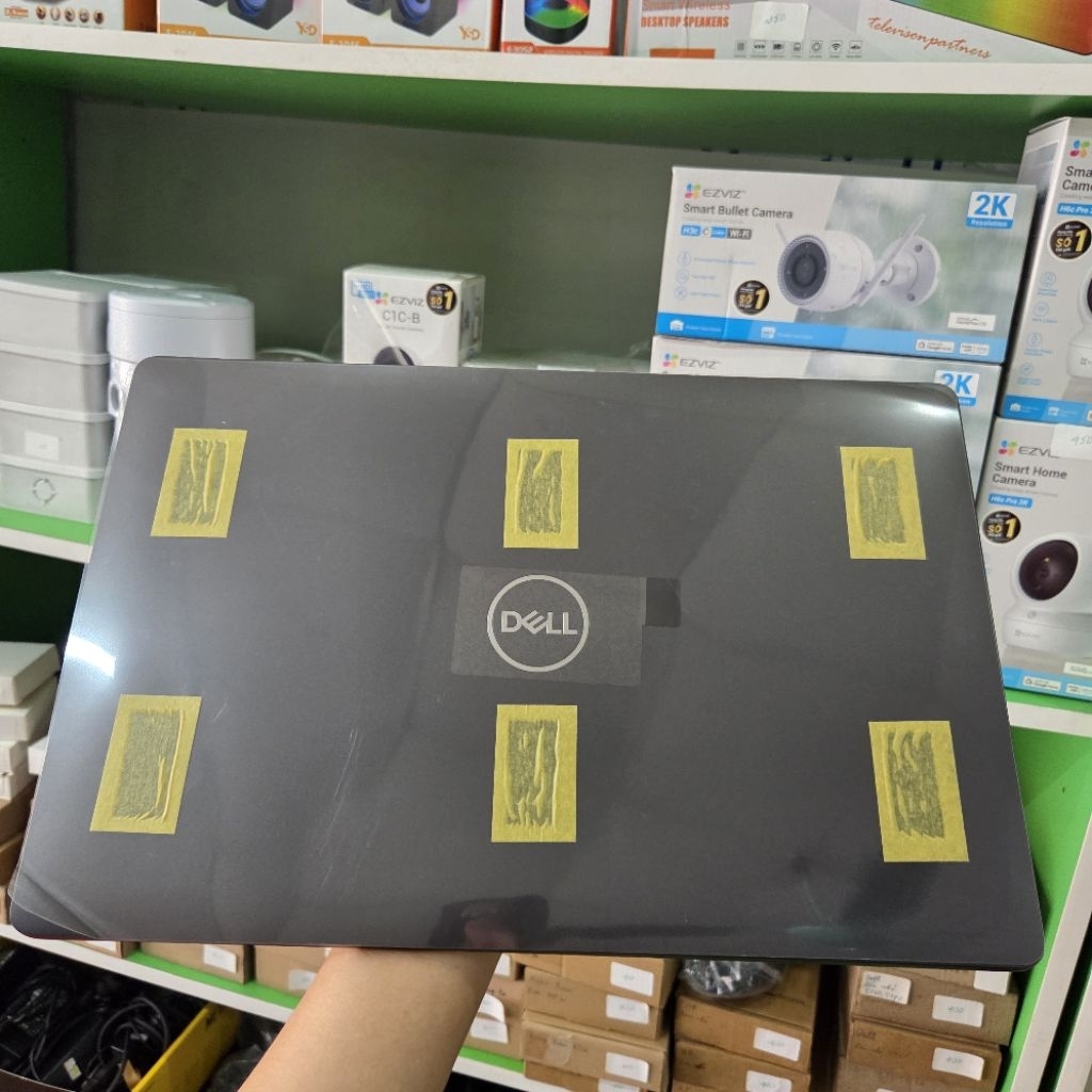 Vỏ A Dell latitude E5500