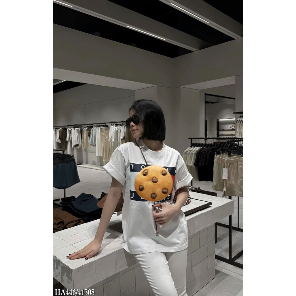| 𝐏𝐇𝐔𝐋𝐘 𝐒𝐓𝐎𝐑𝐄 𝟐𝟗𝐎𝐆𝐒𝐌 | ÁO THUN IN THIẾT KẾ - TOM - FROM TO