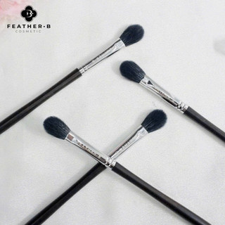 Cọ highlight - má hồng Feather B 144