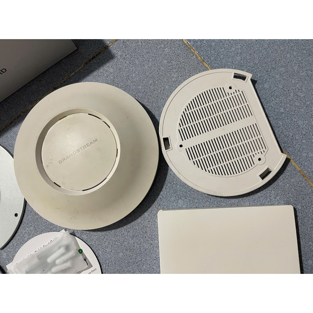 Access Point WiFi Grandstream GWN7605 - Bộ Phát WiFi Gắn Trần PoE-Hàng Cũ ĐÃ Sử Dụng