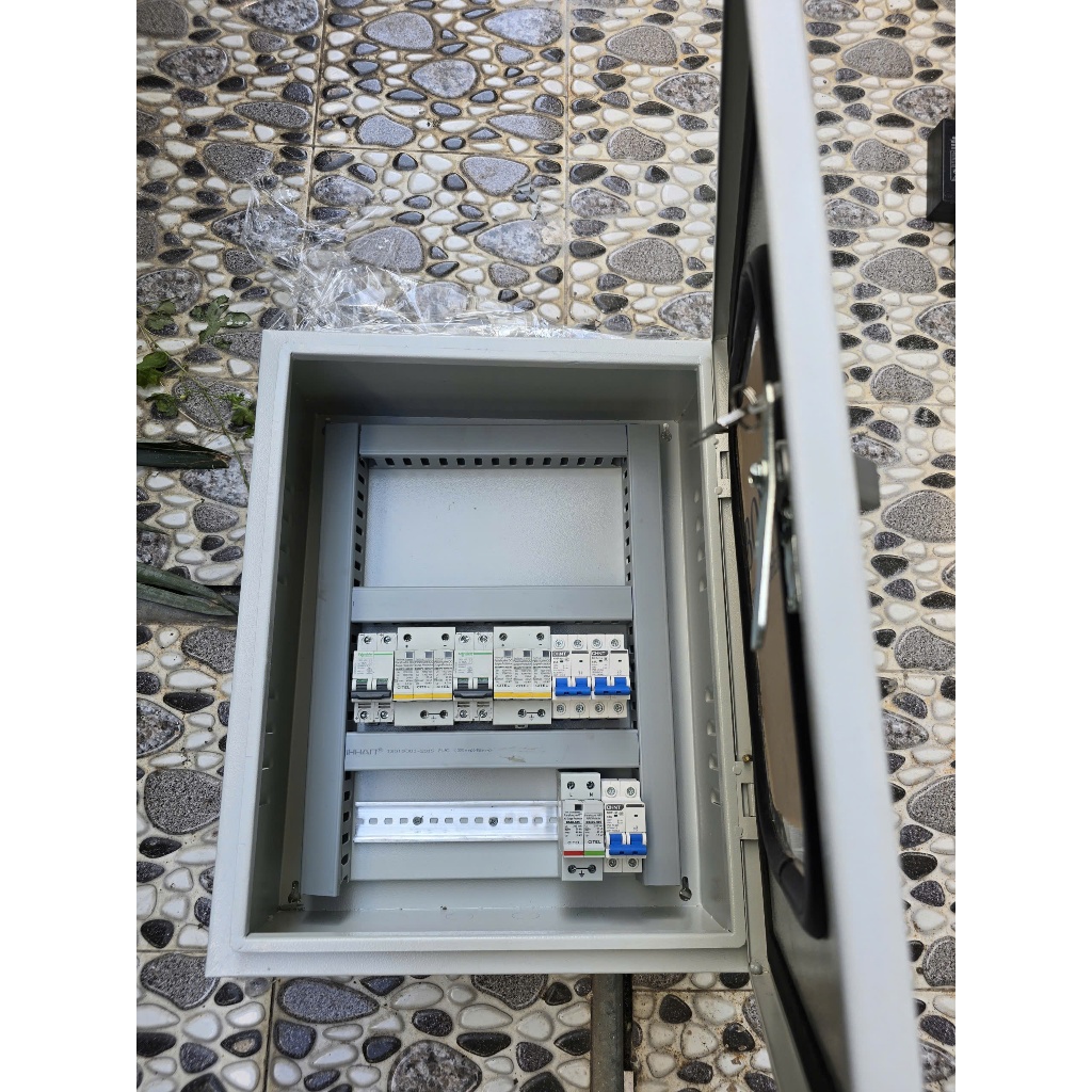 Tủ Solar Inverter Kèm Chống Sét CITEL AC DC Và CB Schneider | Tủ Điện Hoàn Chỉnh Cho Hệ Hybrid 1 Pha