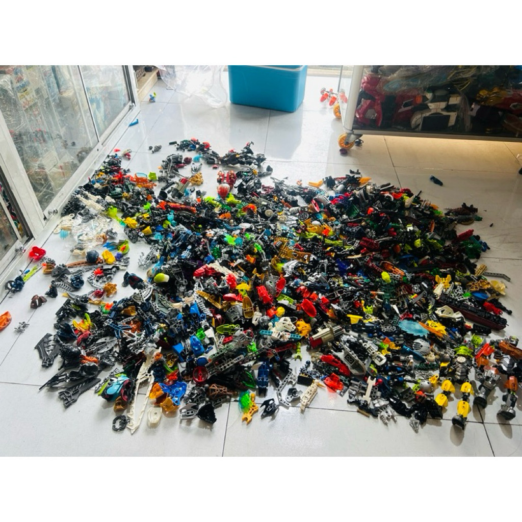 Đồ chơi lắp ráp HERO FACTORY / BIONICLE MOC Bán Ký Random