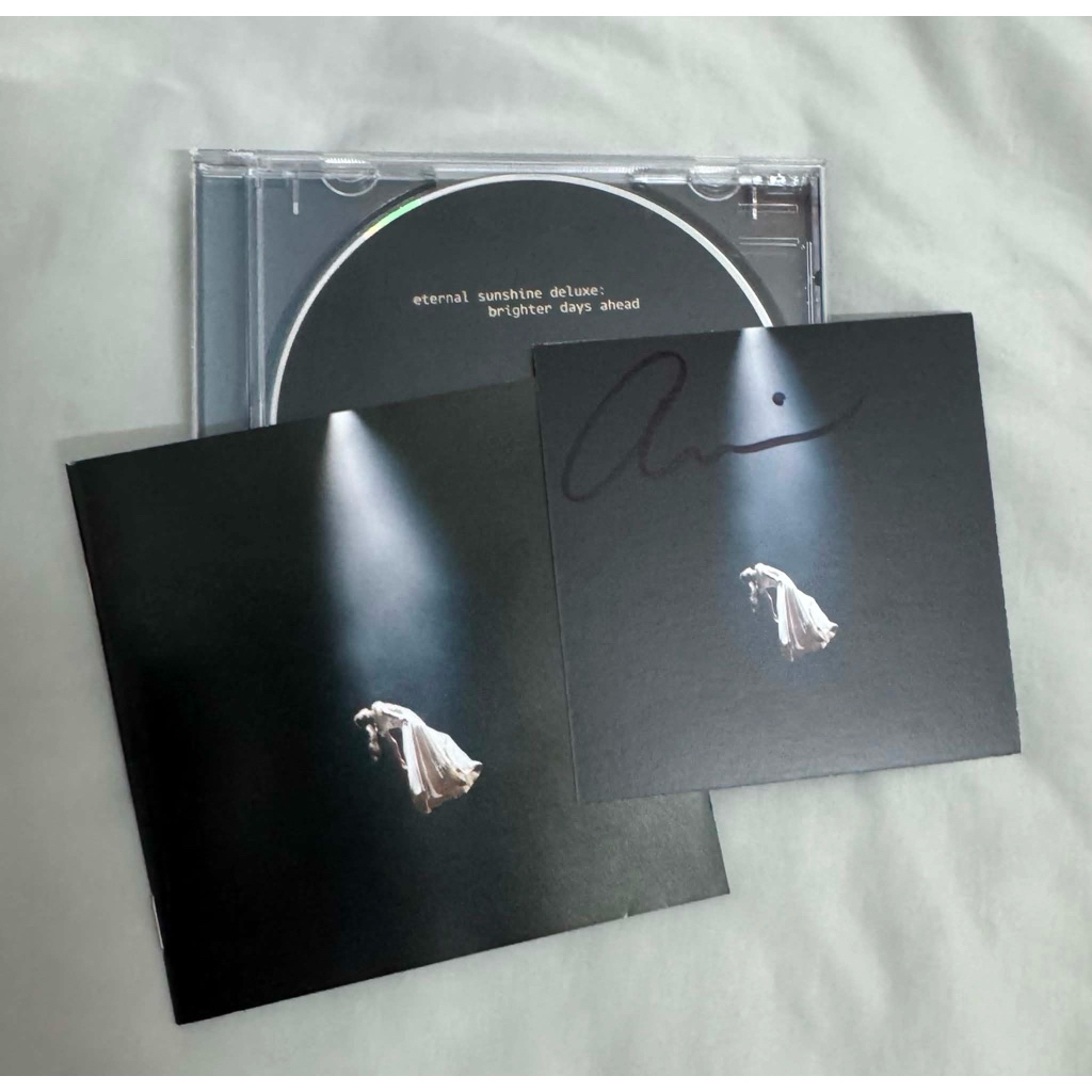 CHỮ KÍ Ariana Grande album Eternal Sunshine (Signed cd unseal)