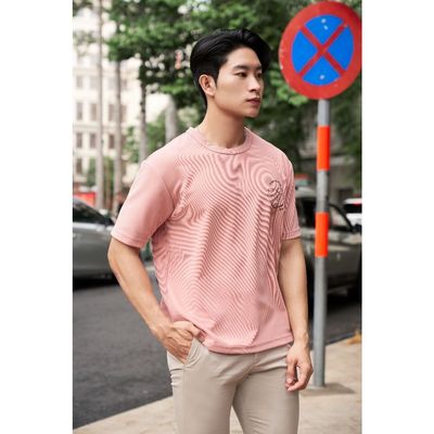 Áo Thun Graphic Nam Tay Ngắn Màu Hồng Ninomaxx 2504003