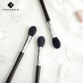 Cọ highlight - má hồng Feather B 144