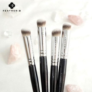 Cọ che khuyết điểm Feather B M270s