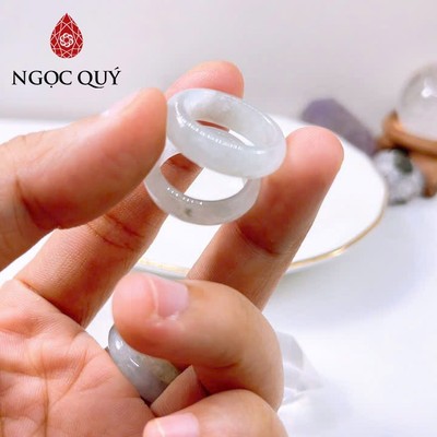 Nhẫn cẩm thạch A - Nhẫn phỉ thúy bạch ngọc type A có bông chất nếp băng LM43 - Ngọc Quý
