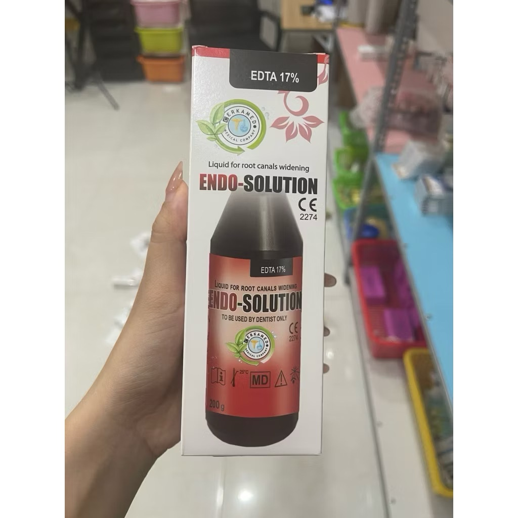 EDTA 17% Endo Solution, Cerkamed Ba Lan Dung dịch làm mềm cone và bôi trơn ống tủy, Chai 200g