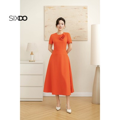 Đầm midi dáng xòe ngắn tay SIXDO (Orange Woven Flared Dress With Flower)