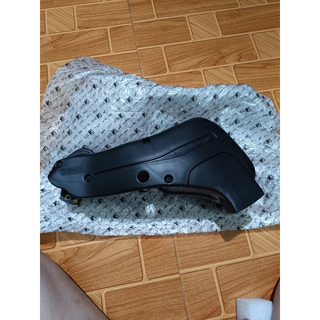 bầu lọc gió xe Piaggio Zip, bô e xe zip