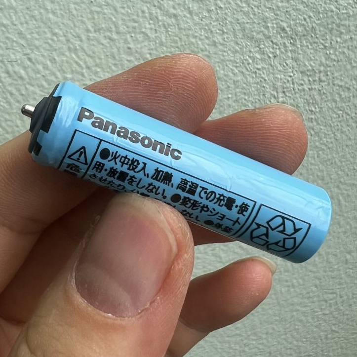 Cell Pin Sạc Panasonic Li-ion 3.7V Đầu Nhọn Cho Máy Cạo Râu Tông Đơ