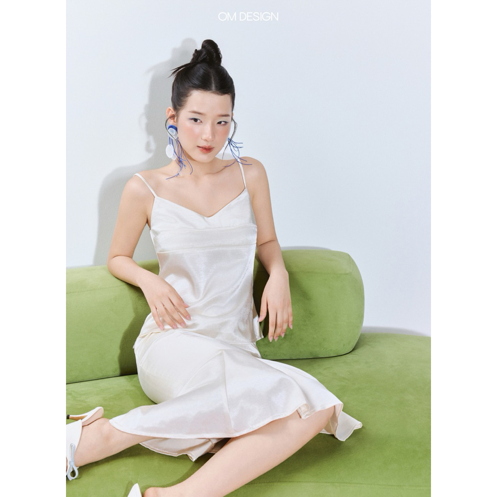Áo hai dây lụa mềm tôn dáng - Swan Top(+% phí sàn) - By OM Design