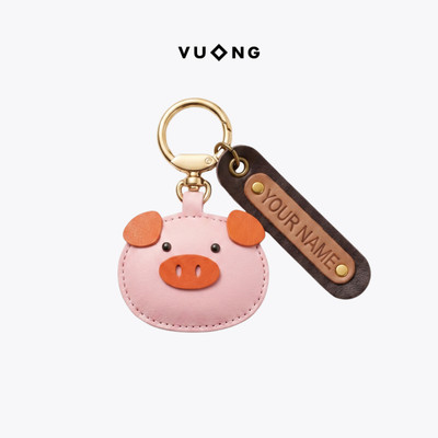 Móc khoá Vuông Shop®️ Pin nhiều hình dễ thương khắc tên charm xinh xắn