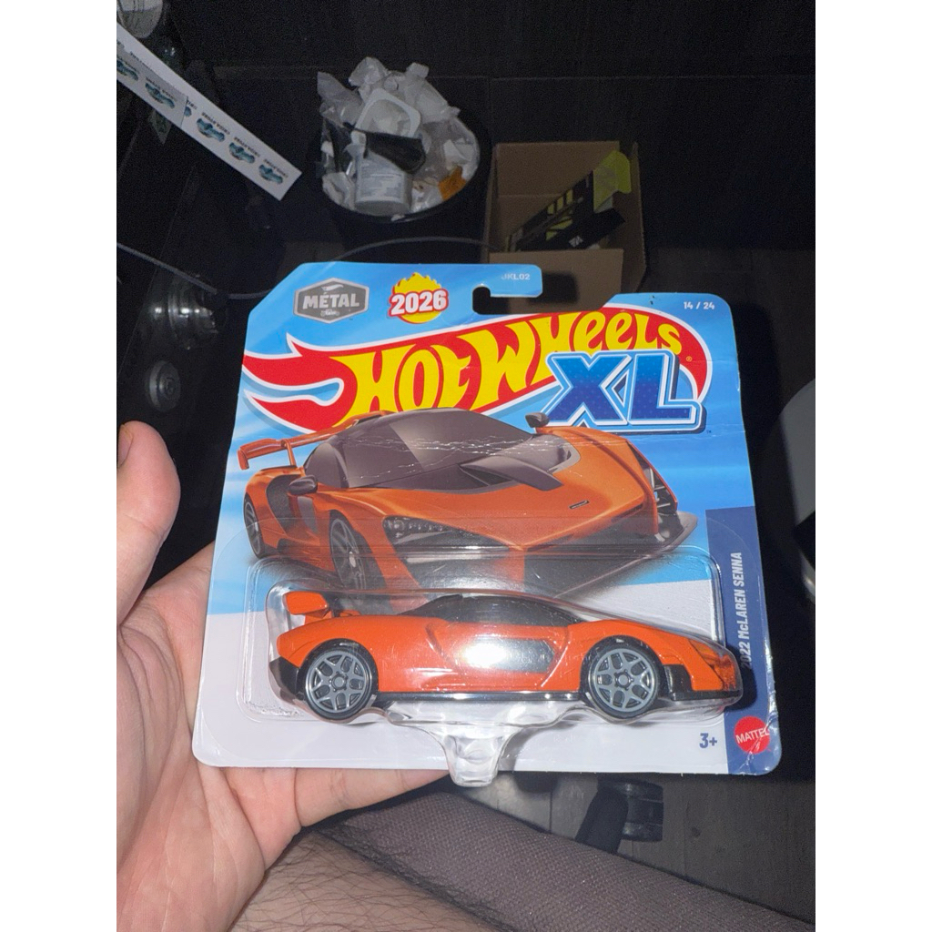 Hotwheels 1:43 Mclaren Senna/ mô hình ô tô