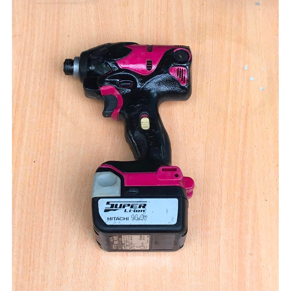 Máy bắn vít Hitachi 14.4V. Máy + Pin Hitachi 14.4V-4A nhận sạc Zin. Pin Hitachi 14.4V