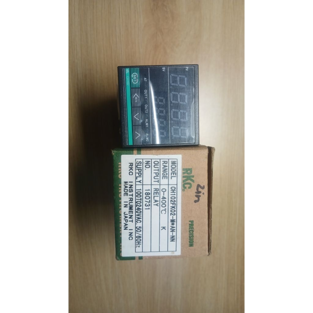 Đồng hồ nhiệt RKC : CH102FK02
