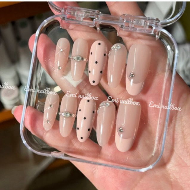 E28 Nailbox nền thạch nude- hồng vibe Nàng thơ