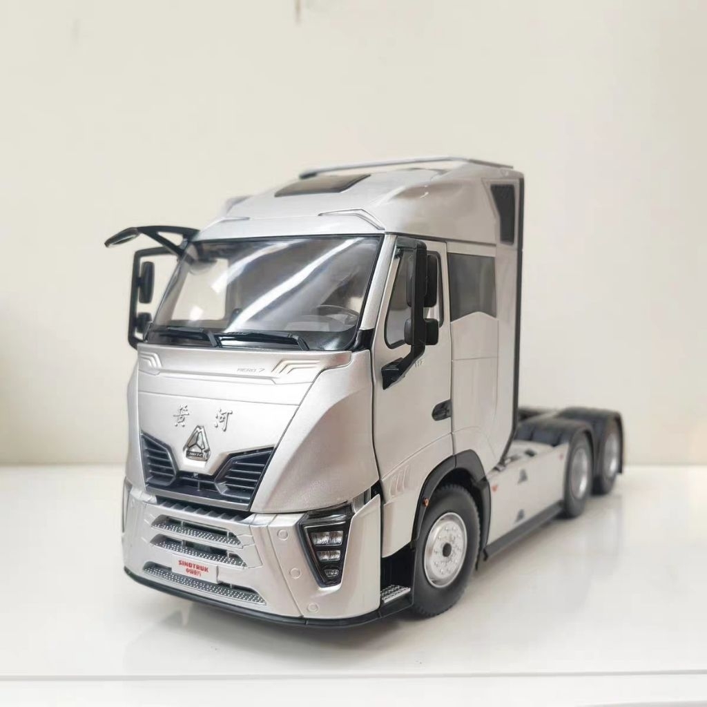 MÔ HÌNH XE ĐẦU KÉO HOWO H7 X7 HỢP KIM TỶ LỆ 1:24