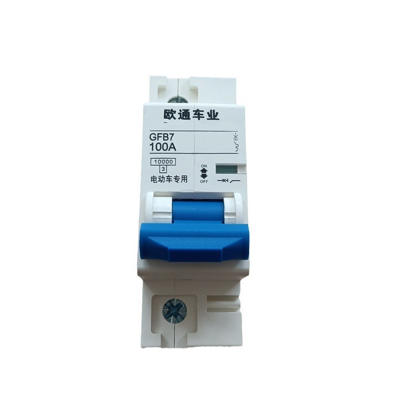 aptomat 63A 100A 150A dành cho xe điện độ