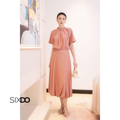 Áo kiểu cổ trong ngắn tay xếp ly SIXDO (Mauve Woven Blouse)