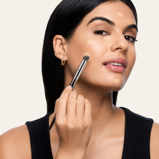 Cọ Che Khuyết Điểm Đầu Xéo Dễ Tán Kem Mắt Che Mụn Thâm BH Cosmetics Concealer Brush BH308