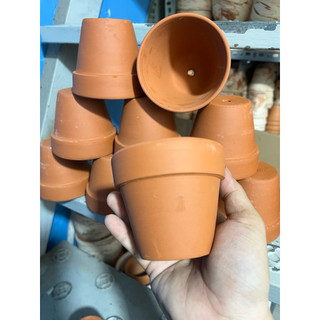 Chậu đất nung dáng cao 9x8cm và chậu đất nung miệng 9cm