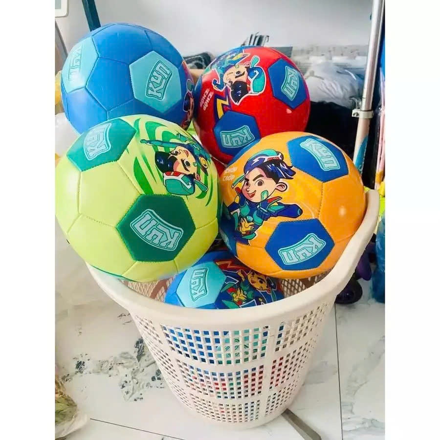 HÀNG KM _ {BƠM SẴN } _Bóng Da Kun Có Phản Quang Có Tặng Kèm Kim Và Lưới Bóng
