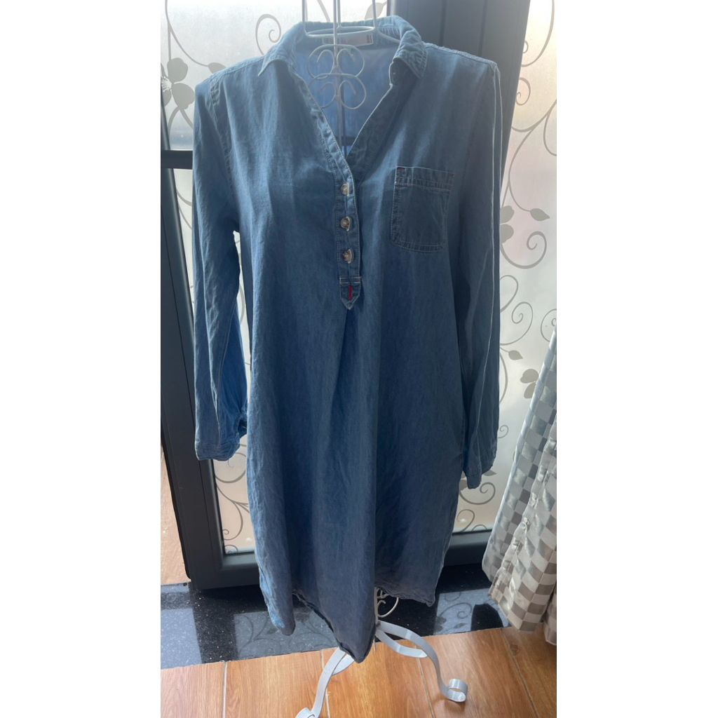 Đầm jean size L hiệu Pink Adobe
