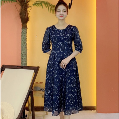 Đầm suông xòe trung niên cho mẹ - Cổ tròn tay lỡ - Xanh đen họa tiết - TTV2084