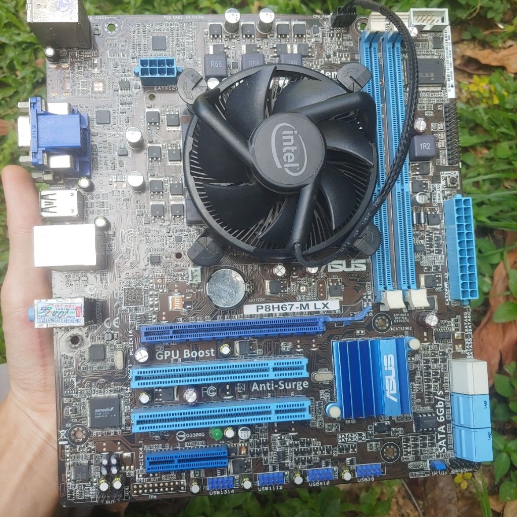 combo p8h67-m + xeon e3 1230v2 ngang i7 3770' kèm tản stock lõi đồng và fe chặn main hàng đẹp bóng l