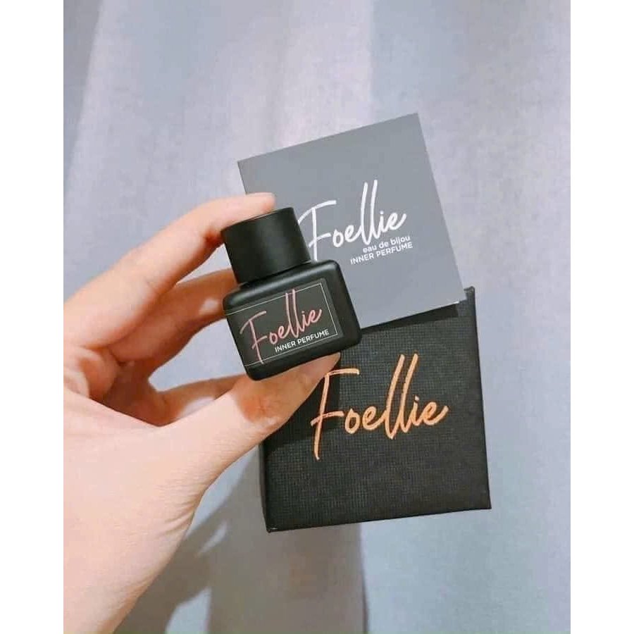Nước hoa vùng kín Foellie màu Đen 5ml, lưu hương lâu