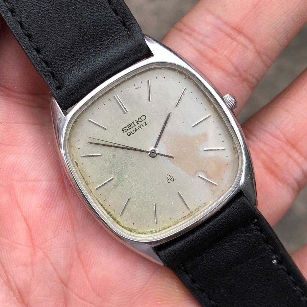Đồng hồ Nam Nữ Seiko mặt tank, dây da