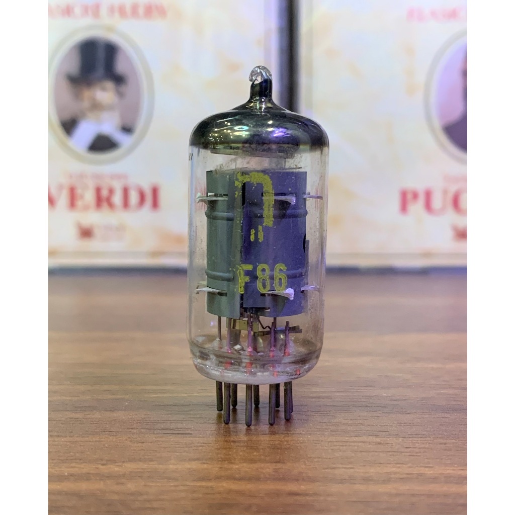 Bóng đèn điện tử, amply EF 86 - RFT - Made in Germany - Test mạnh trên TV7