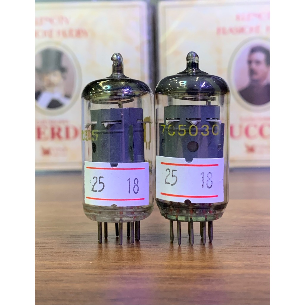 Cặp bóng đèn điện tử, amply EF 86 - RFT - Made in Germany - Test khá trên TV7