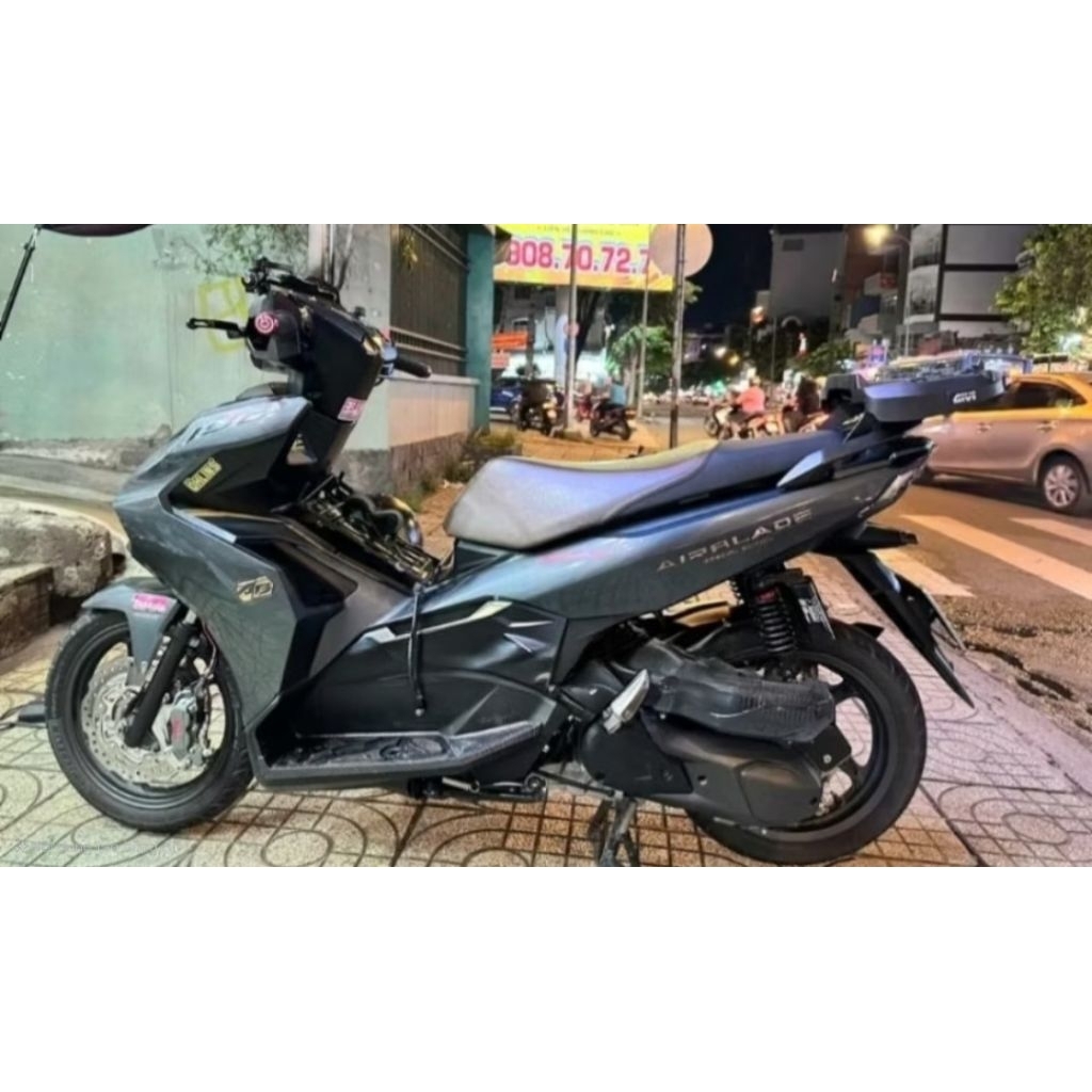 Cảng HRC cho AB, VARIO 125, 150, có kèm đế nhựa gắn thùng
