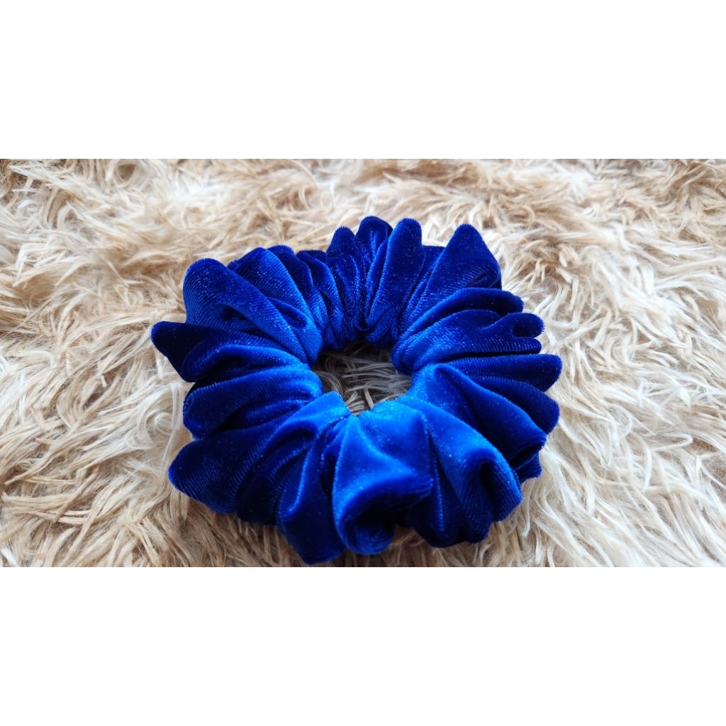 [HÀNG THÚ CÔNG] Cột tóc scrunchie vải nhung 10 -11cm
