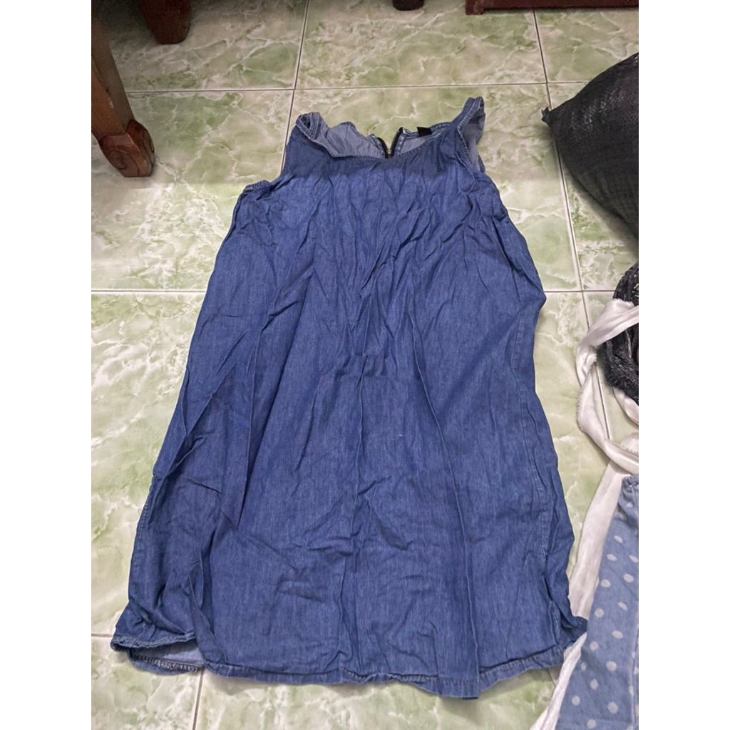 Combo 4 áo 1 quần 1 khăn đô tầm size s -O5