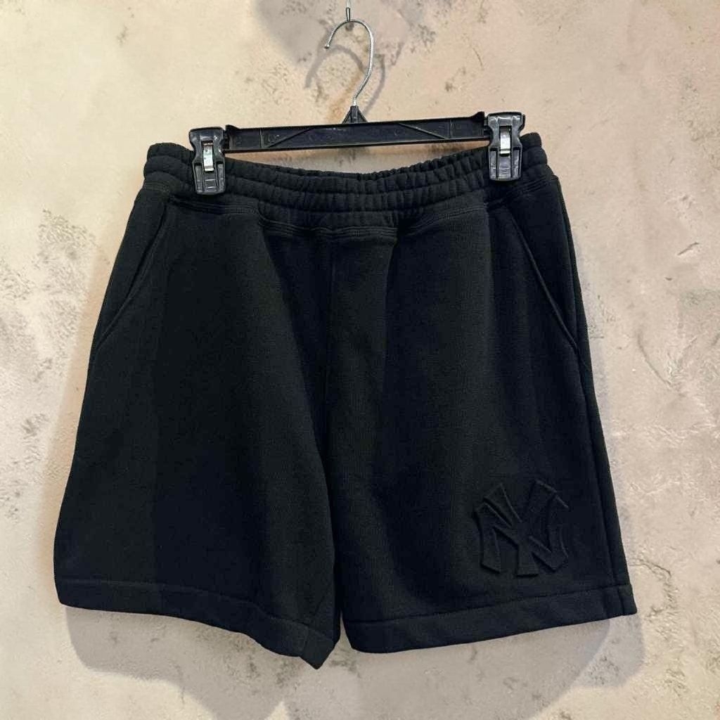 Quần short New Era NY logo full đen FreshKicksVN store