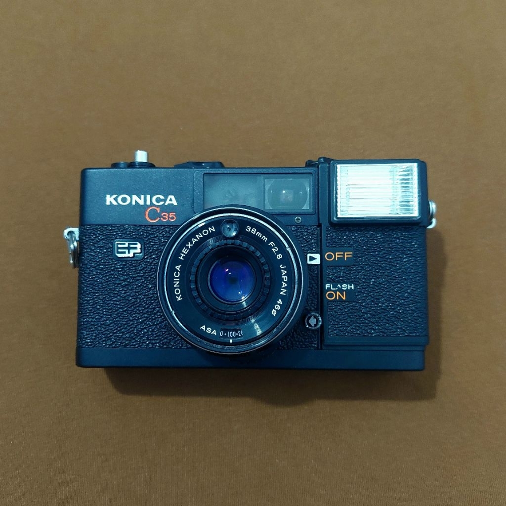 Máy Ảnh Film PNS KONICA C35 EF