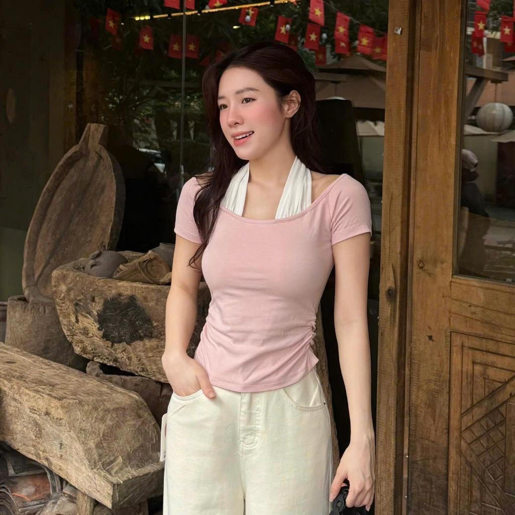 Áo Cộc Hè Trễ Vai, Phối Cổ Giả Yếm Hot Trend 2026, Chất Liệu Cotton Rib Thấm Hút Mồ Hôi, Co Giãn Thoải Mái - A090 | BigBuy360 - bigbuy360.vn