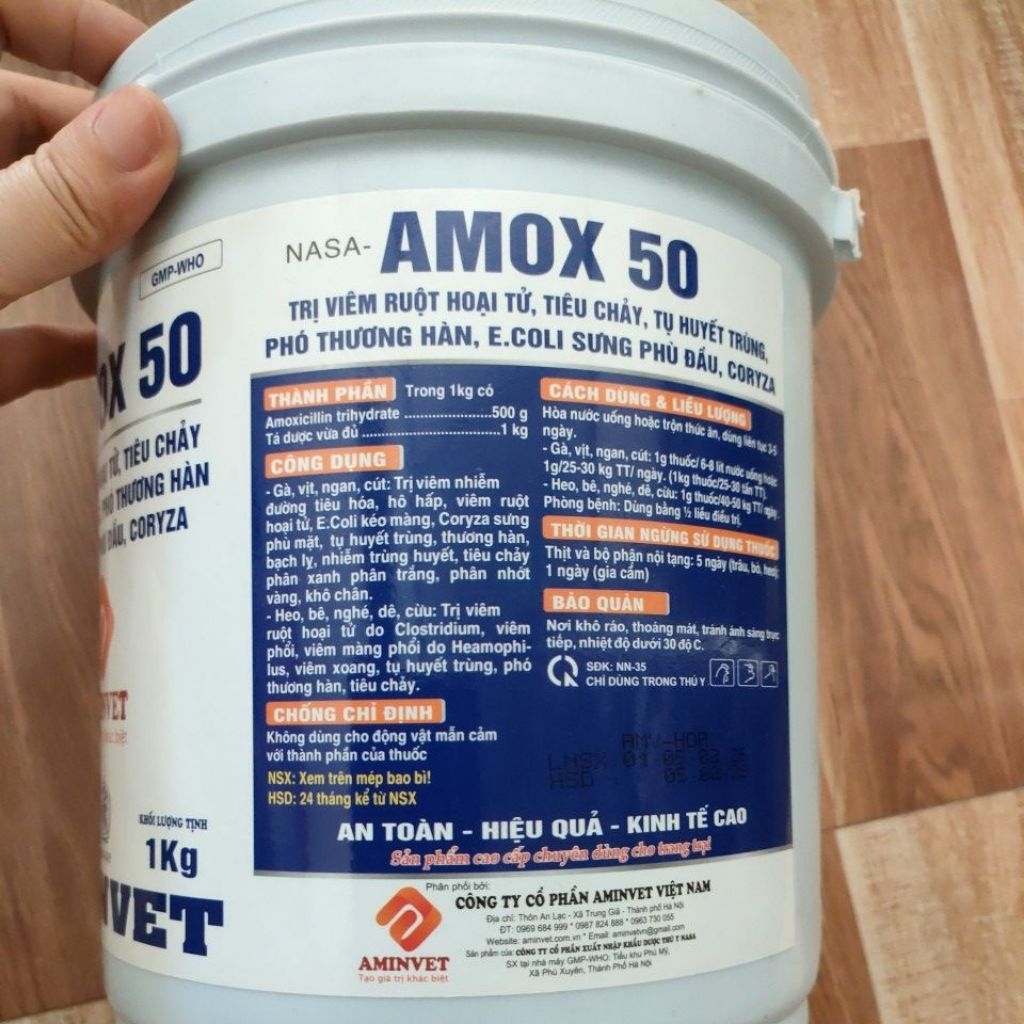 Amox 50 1kg (10 gói 100g) hỗ trợ hô hấp, tiêu hóa cho gia súc, gia cầm.