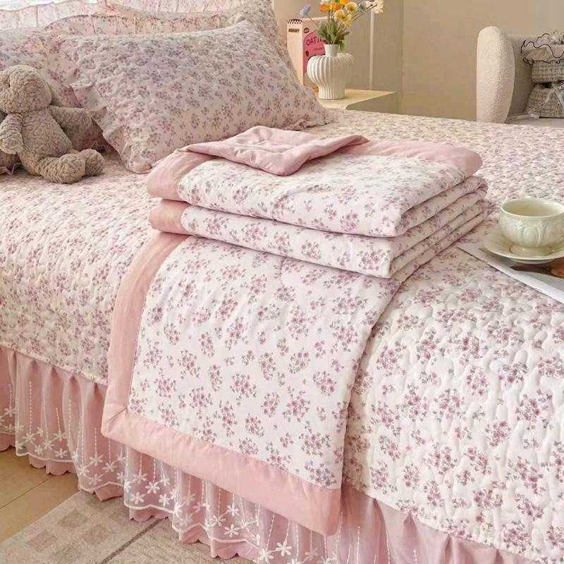 Bộ chăn ga đũi trần bông 4 món,ga phủ bèo ren xinh xắn