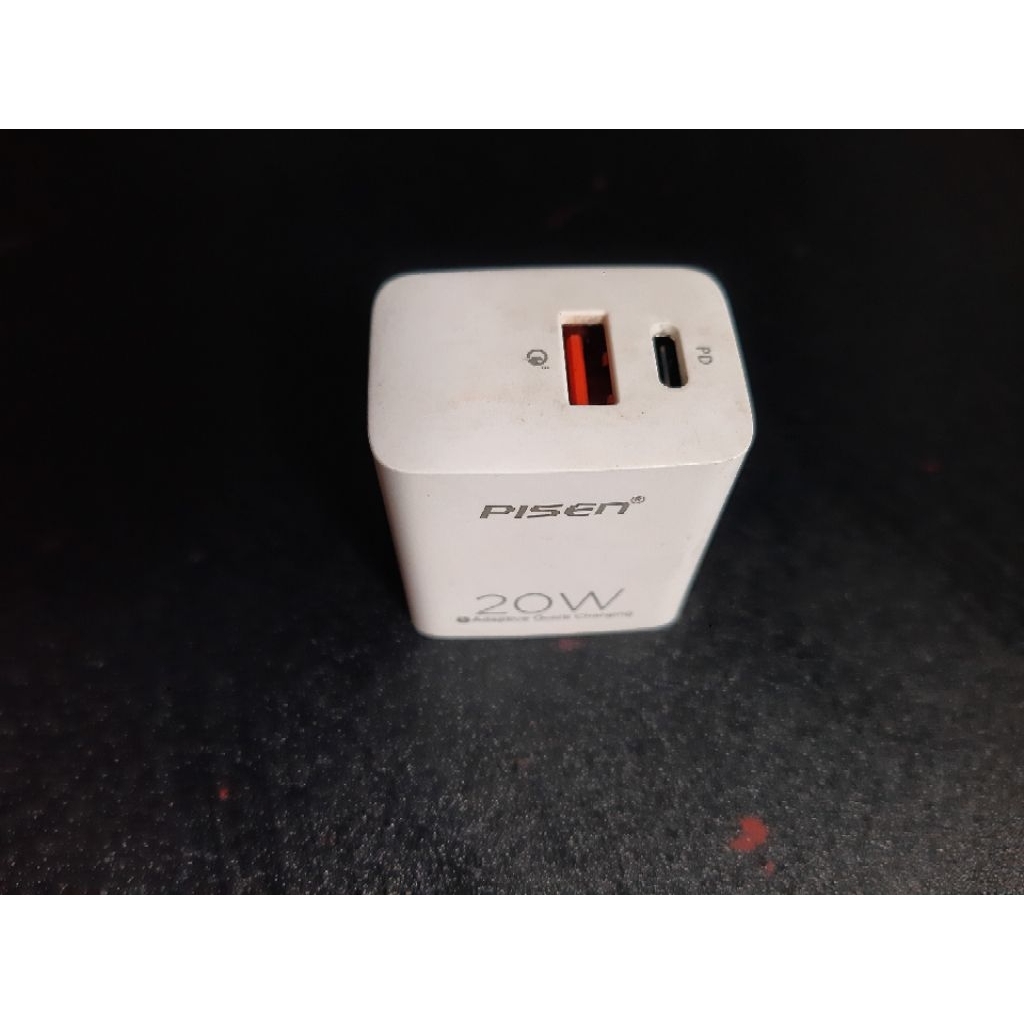 sạc pisen 20w new 99%